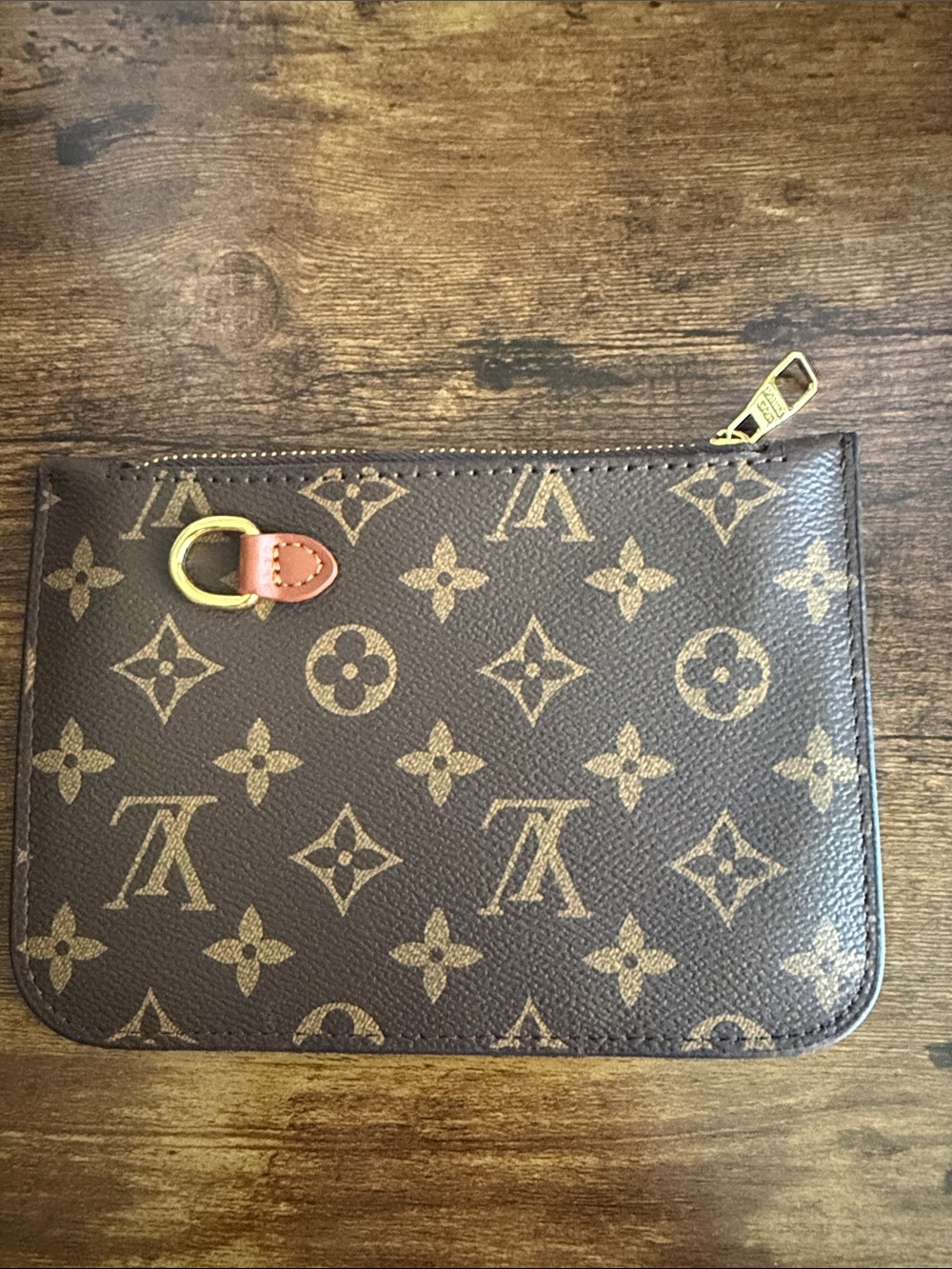 Pouch - Picture 2 of 3
